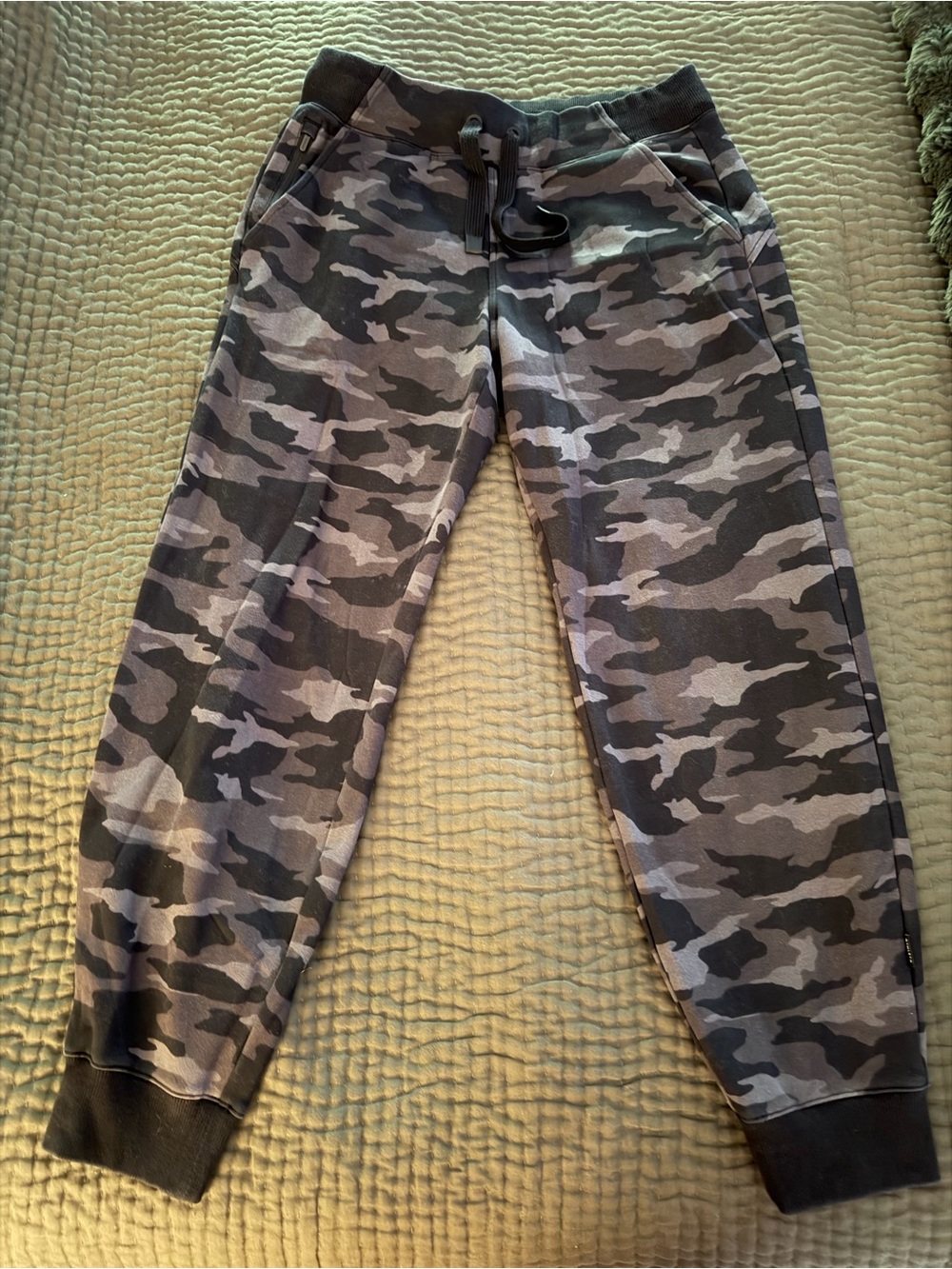 Athleta Camo Jogger Pants - Gray Camouflage